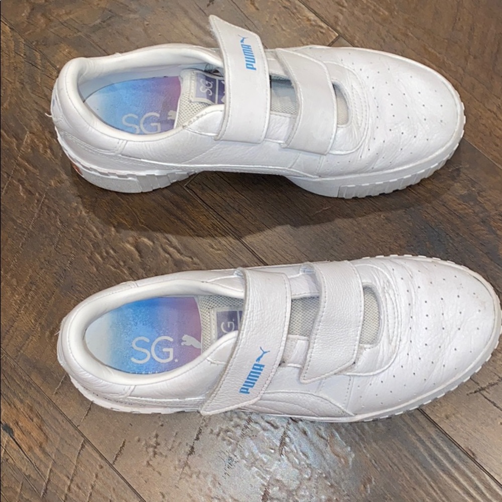 Puma Velcro sneakers